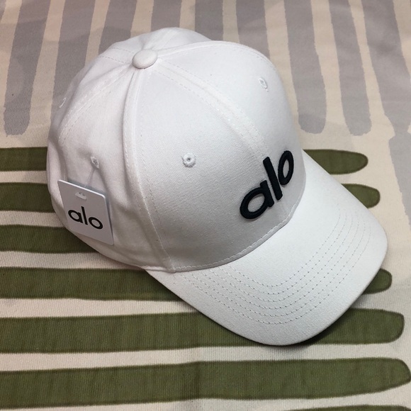ALO Yoga Accessories - 💕 ALO Yoga Off-Duty Cap